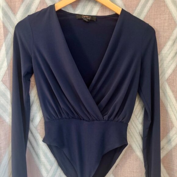 V Neck Navy Long Sleeved Criss Crossed Stretchy Bodysuit Top Forever 21 - Picture 3 of 5